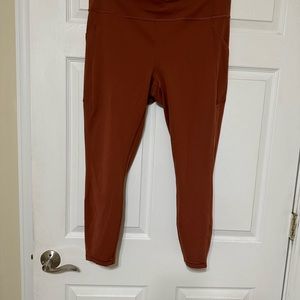 Women’s Lululemon deep camel color leggings